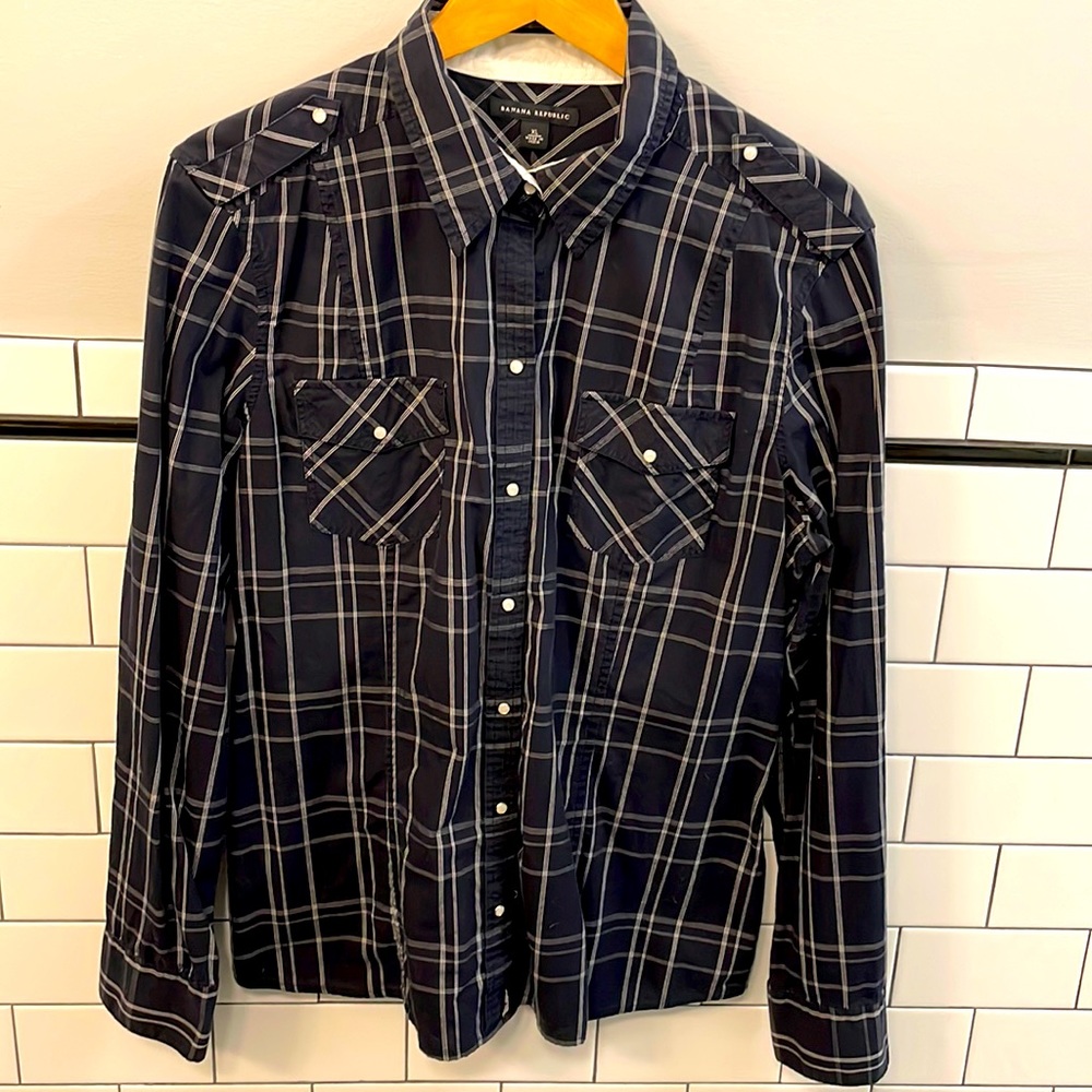 Banana Republic navy & white windowpane snap button down shirt, size XL